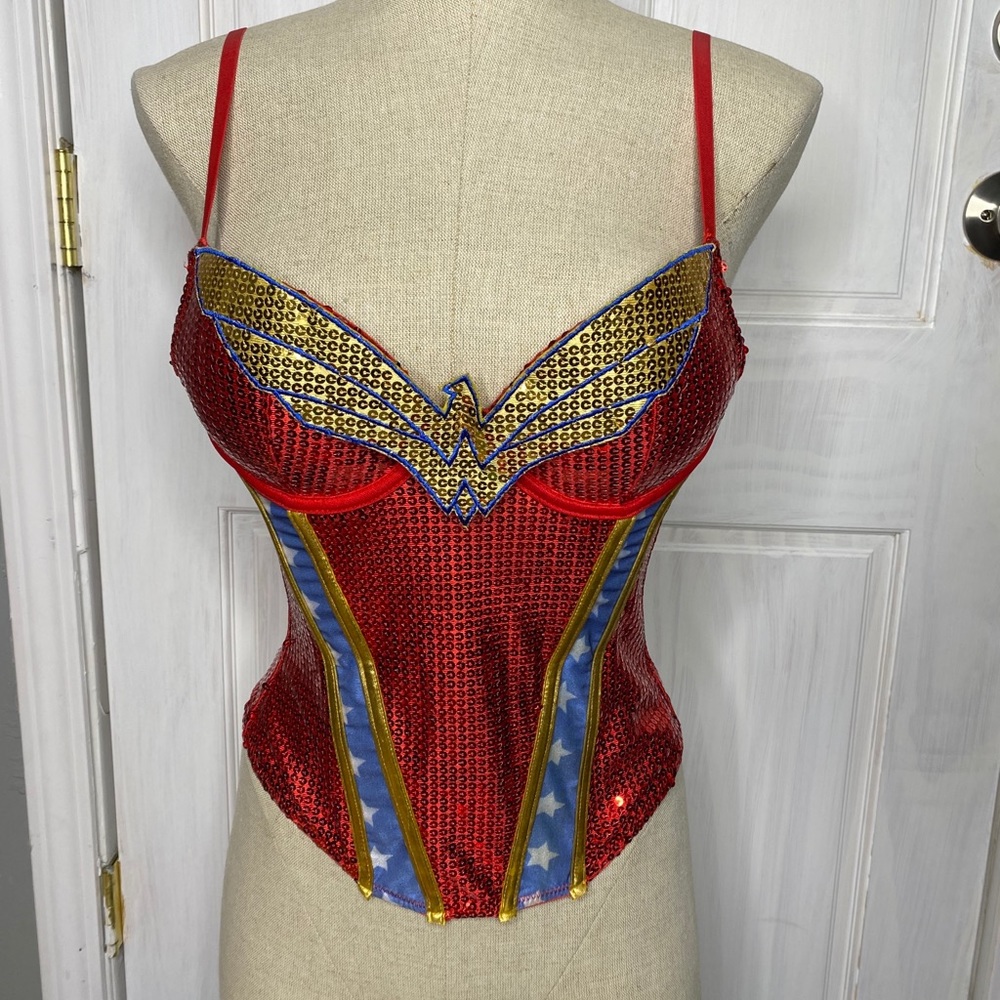 Wonder Woman top